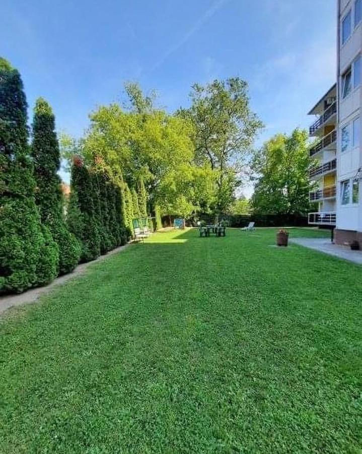 Silver Lodge Ezuestpart Apartman Шіофок Екстер'єр фото
